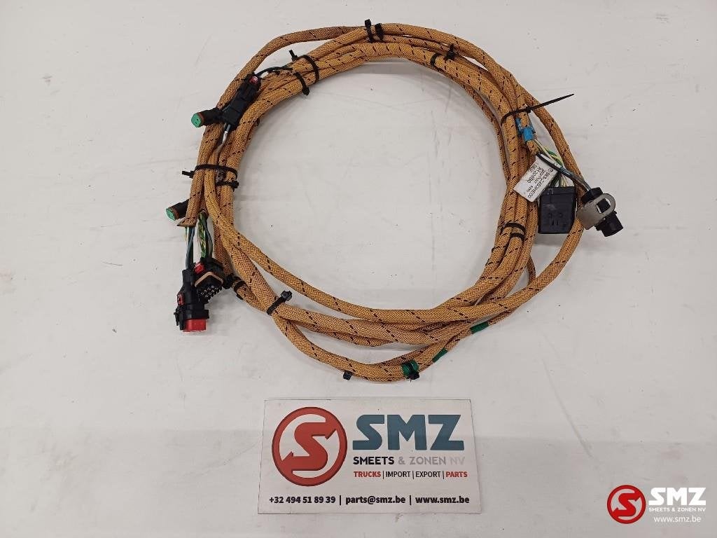 Wiring harnesses Caterpillar, Articles professionnels, Machines & Construction | Pièces