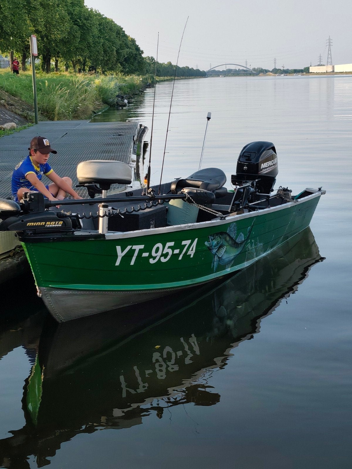 Bateau de pêche quicksilver 450, Enlèvement, Quicksilver