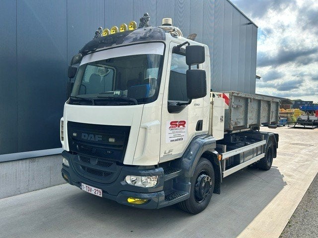 Daf LF Euro 6 containersysteem met talloze extra's, Wit, Particulier, DAF, 2 deurs