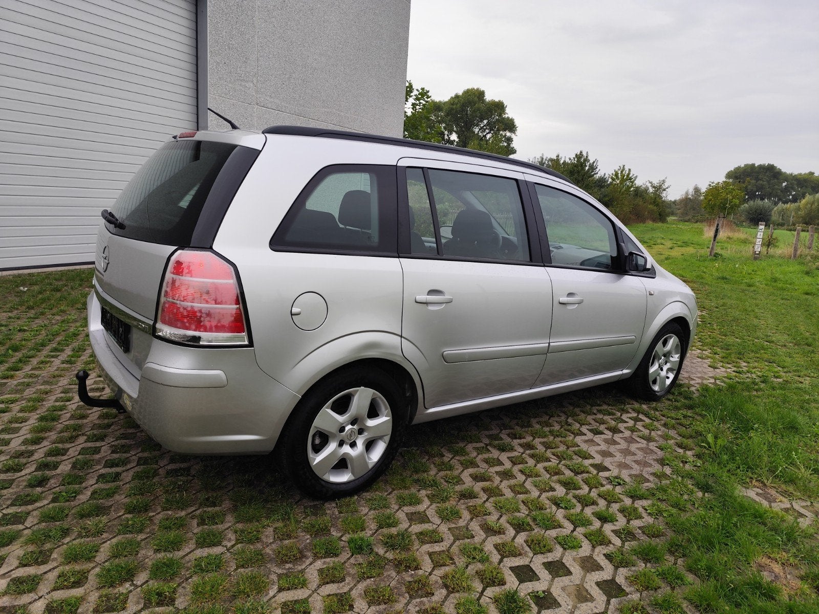 prachtige Opel Zafira 7-zit airco cruise trekhaak gekeurd, Auto's, https://public.car-pass.be/verify/6311-5909-2036, Bedrijf, Te koop