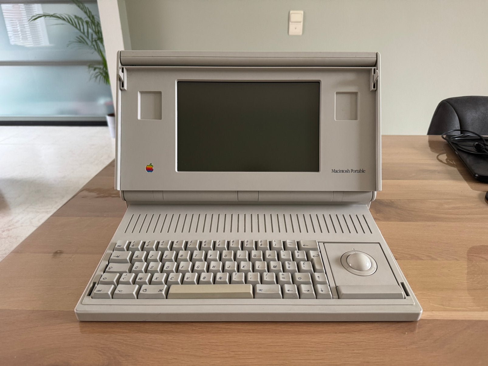 Macintosh Portable M5120 + originele tas, Enlèvement