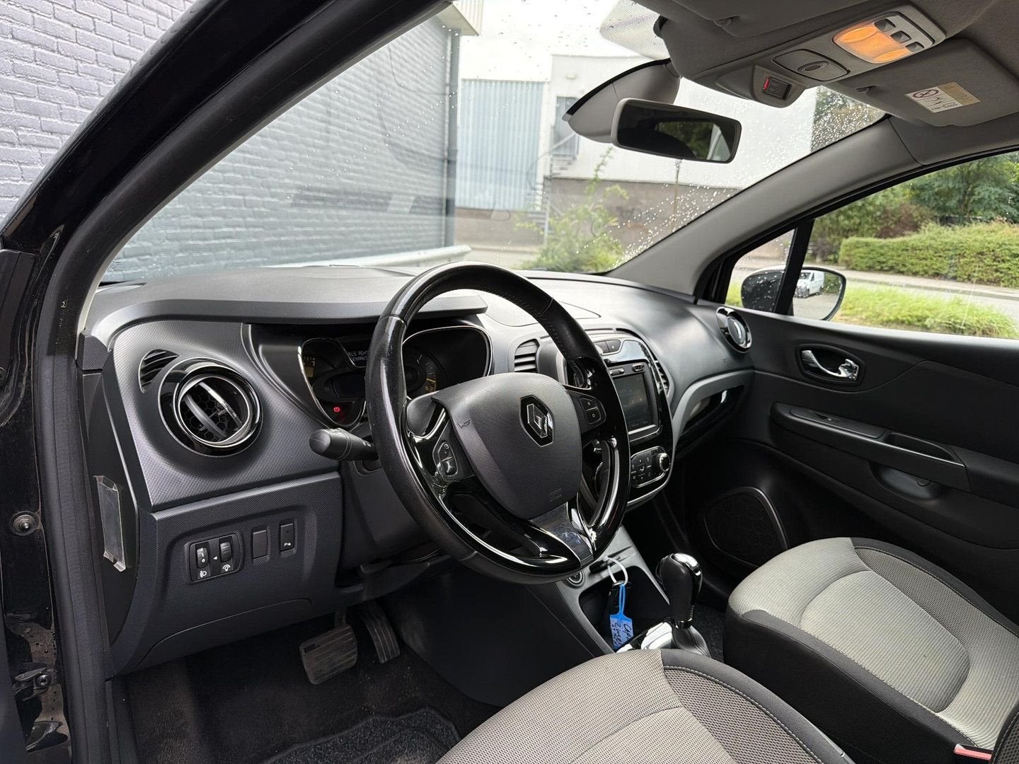 Renault Captur 1.2 TCe Dynamique, Automaat, Zwart, Bedrijf, SUV of Terreinwagen