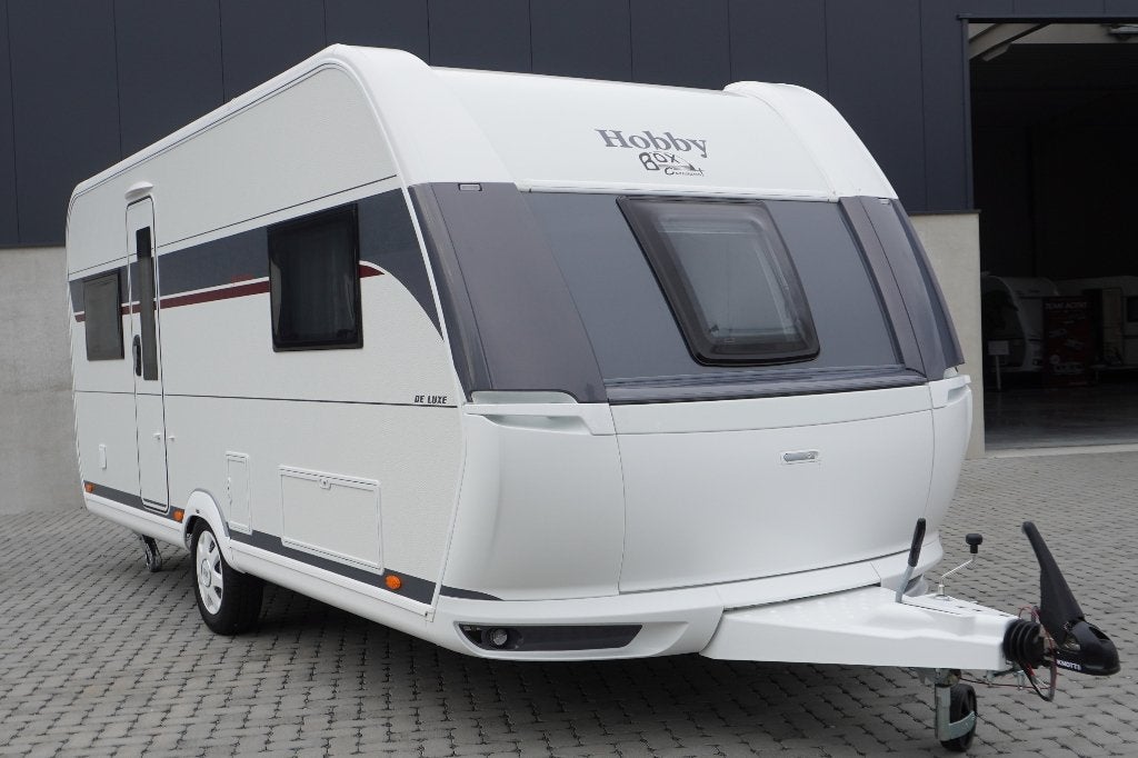 Nieuwe 4pers. Hobby met rondzit, 2x1p bed, Caravans en Kamperen, Rondzit, Hobby, Koelkast, Bedrijf