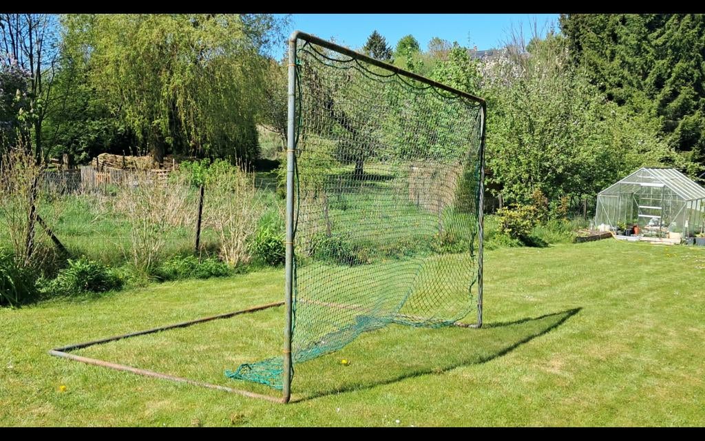 Goal de football, Enlèvement, Utilisé