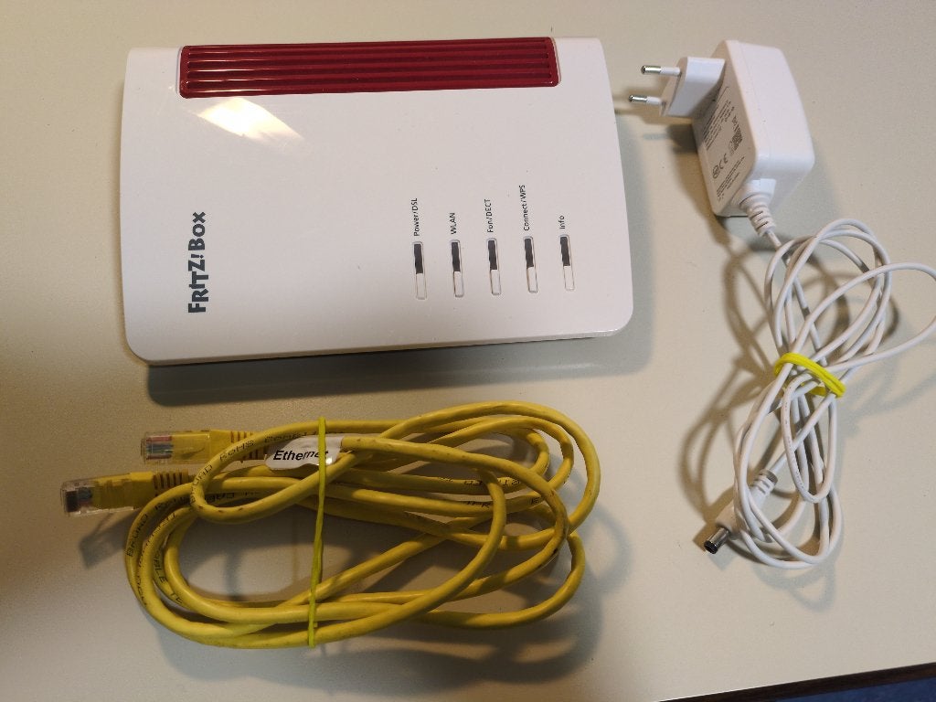 Fritz ! Boîte 7530 FritzBox 7530, Enlèvement ou Envoi, Comme neuf, Routeur avec modem, Fritzbox