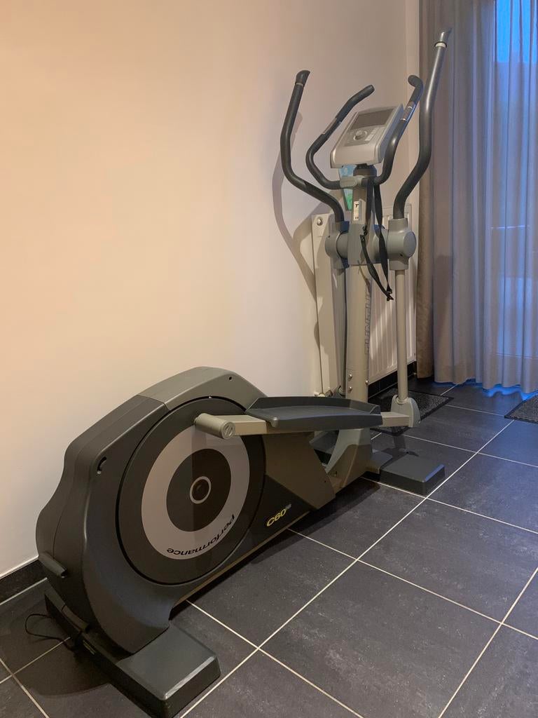 Professionele crosstrainer Tunturi C60, Enlèvement, Comme neuf