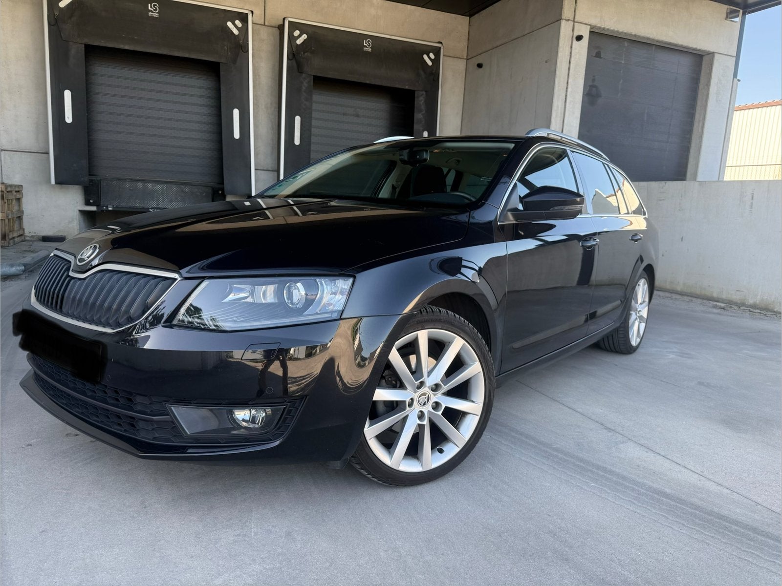 Skoda Octavia 1.4 benzine 150 pk, Autos, Achat, Noir, 5 portes, Particulier