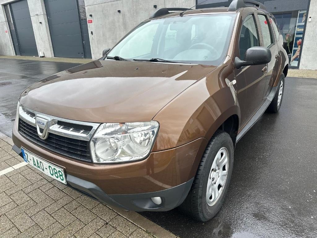 Dacia Duster 1.6i | 97 000KM | AIRCO, Voorwielaandrijving, Euro 5, Zwart, 4 cilinders