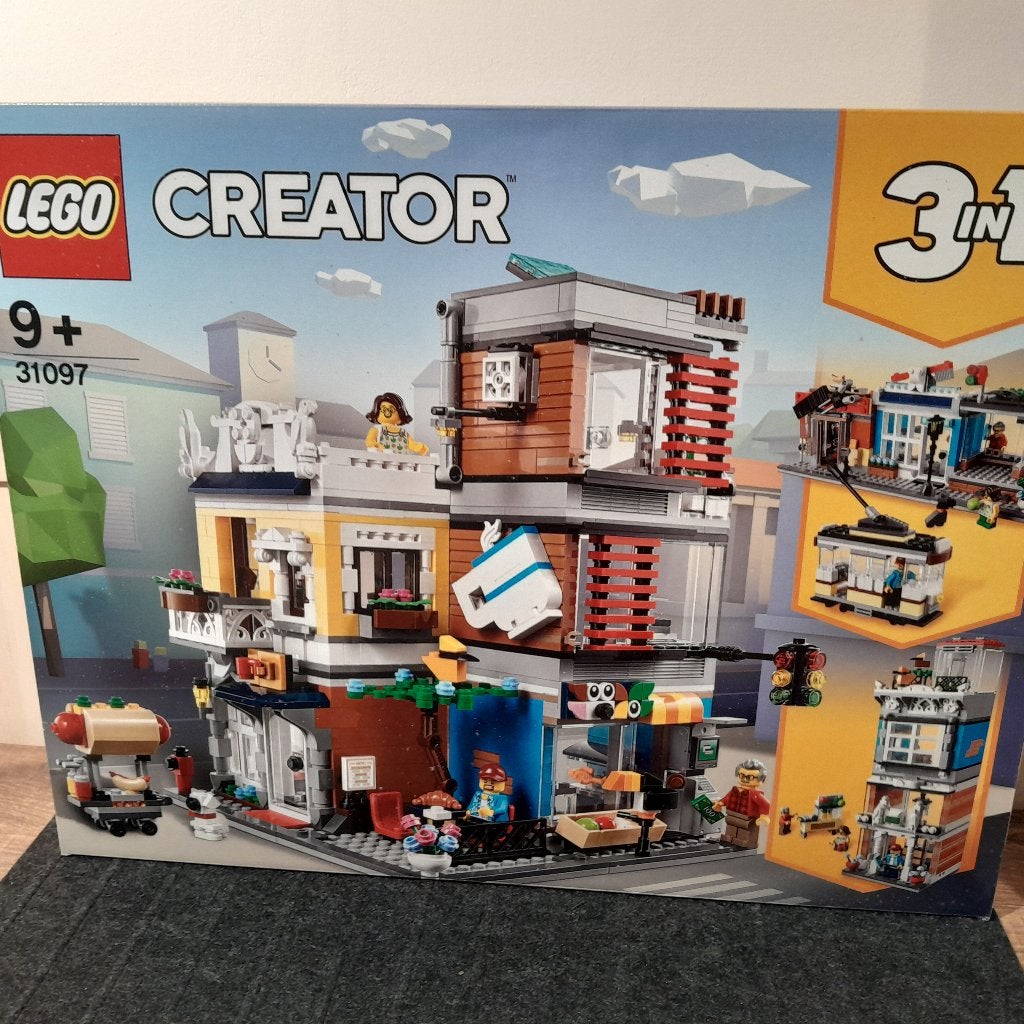LEGO Townhouse pet shop & café (Nieuw sealed), Neuf, Lego, Enlèvement, Complet