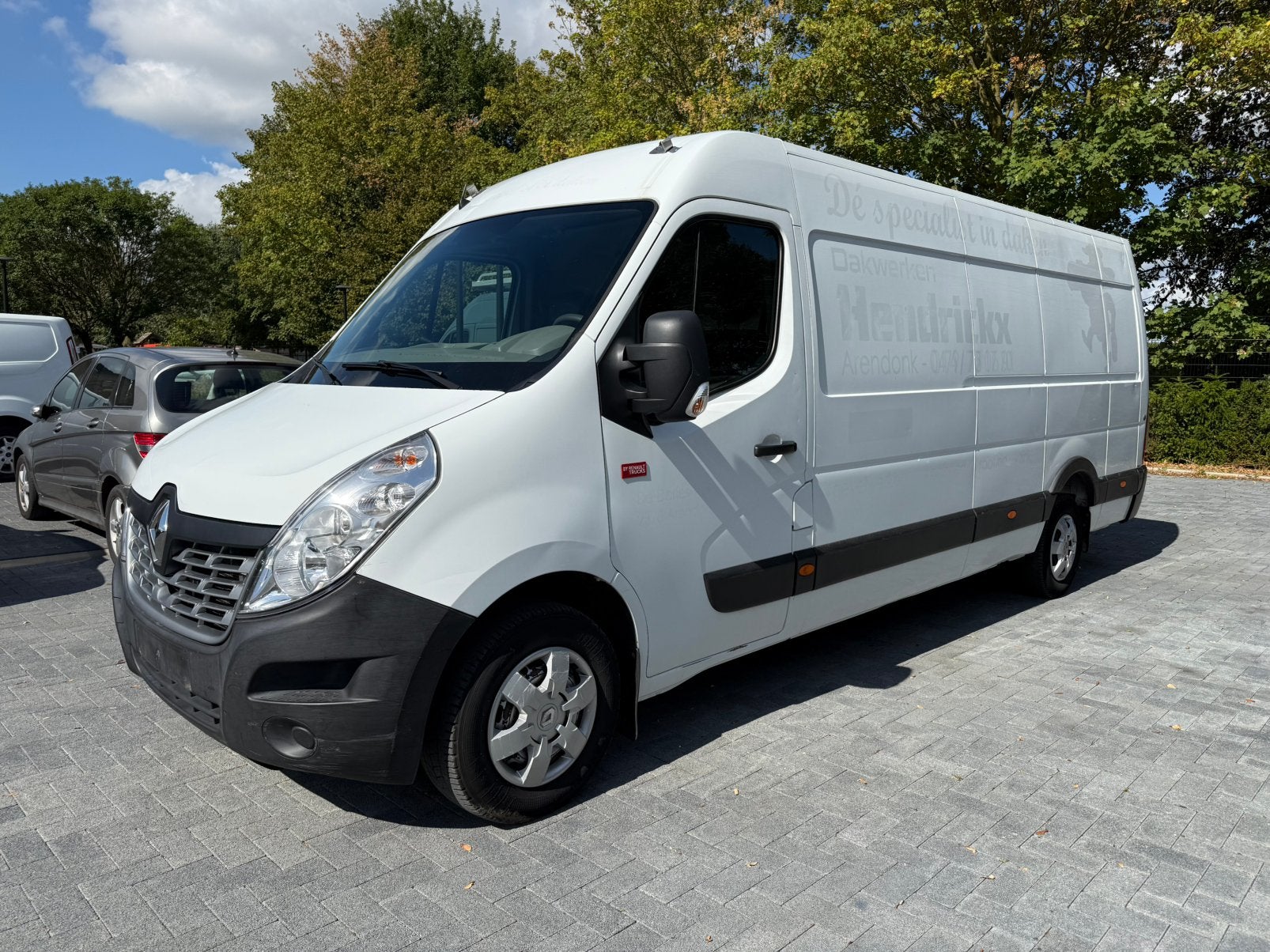 Renault Master 2.3 dCi L3H3 | Navi | Airco | Euro 6b, Auto's, 4 cilinders, 120 kW, Handgeschakeld, 5 deurs
