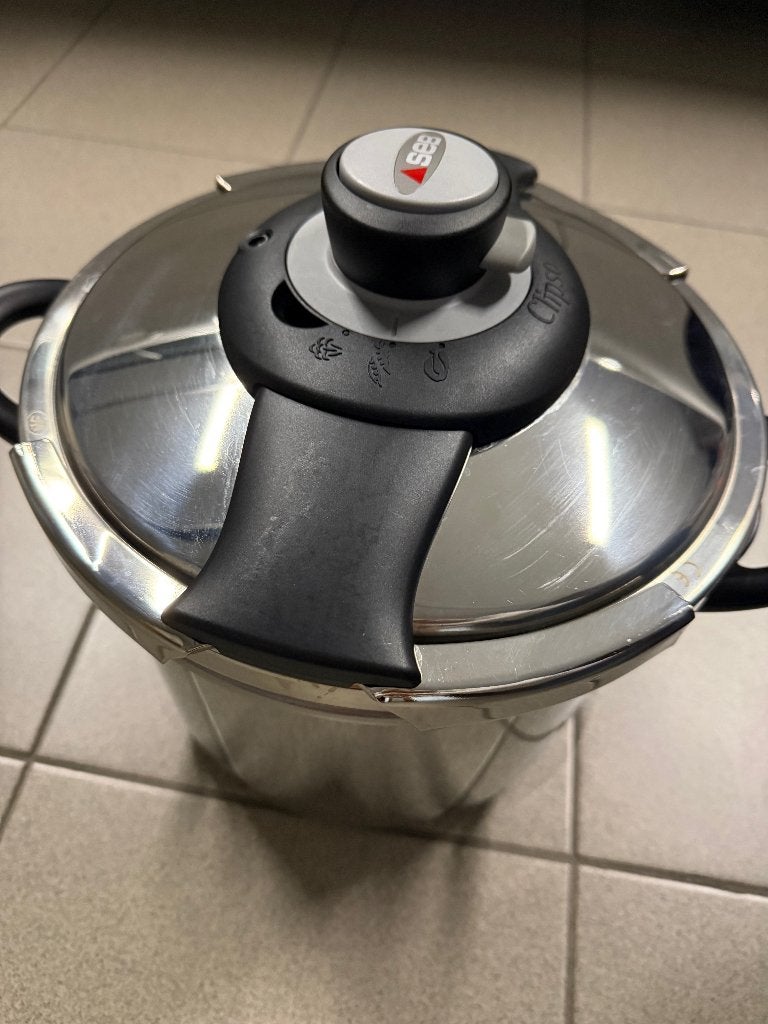Snelkookpan / snelkookpot SEB 10 liter, Snelkookpan, Met deksel, Aluminium, Ophalen of Verzenden