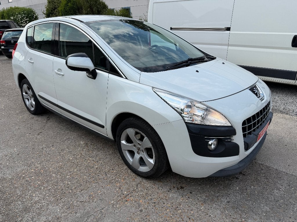 Peugeot 3008, Euro 5, Entreprise, https://public.car-pass.be/vhr/a7b98477-7801-45d3-922c-209d1f7ce20a, Boîte manuelle