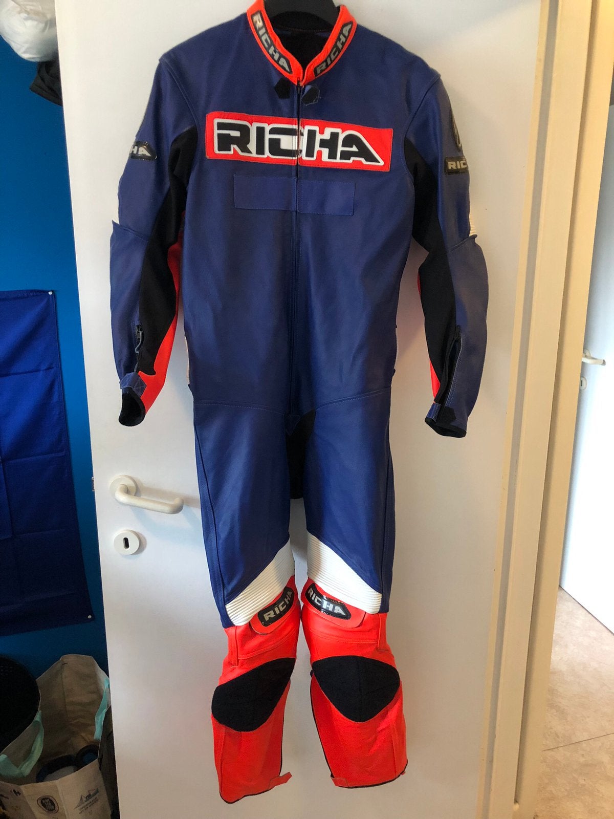 1-delig motorpak richa, Ophalen