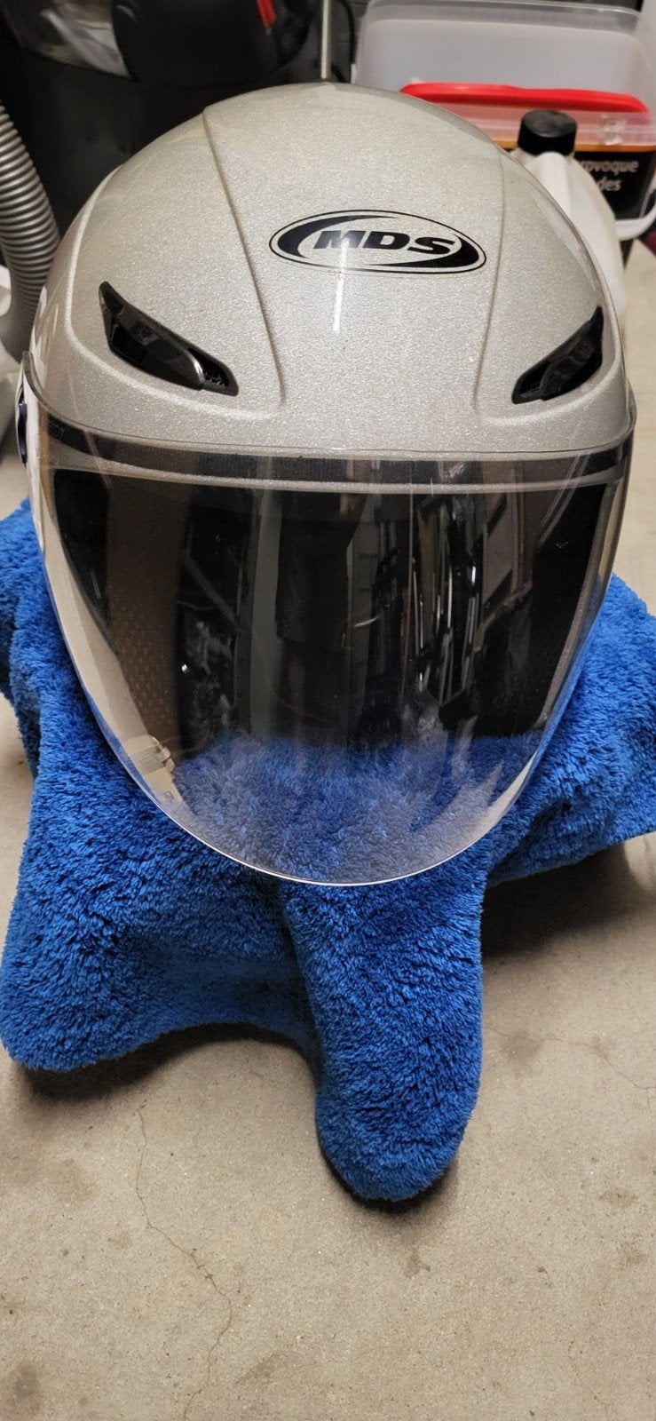 Mds helm, Ophalen, L