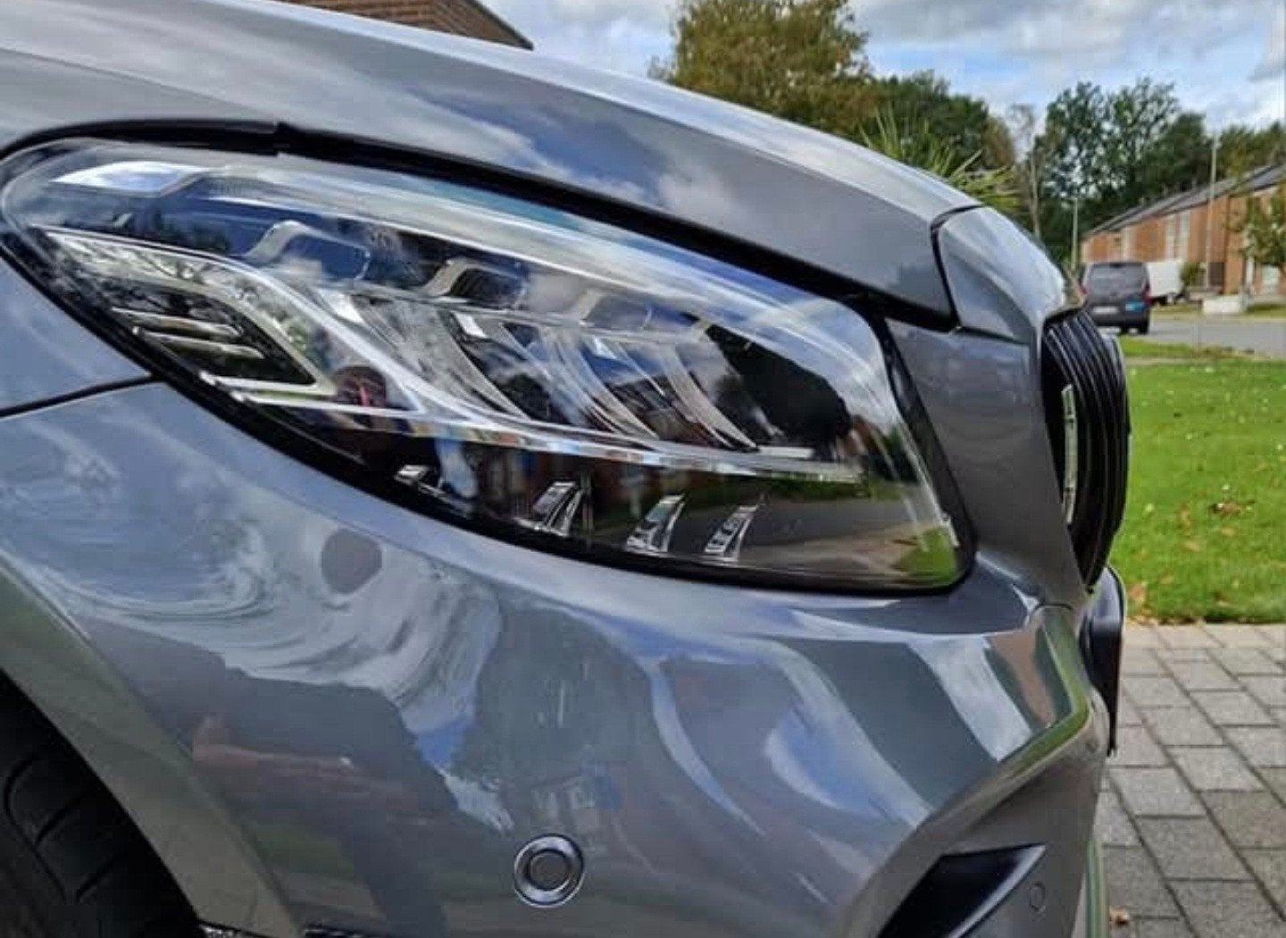 Mercedes c220 2018/1999 cc in heel goede staat .Alle technol, Auto's, Lederen bekleding, Elektrisch, Grijs, Particulier