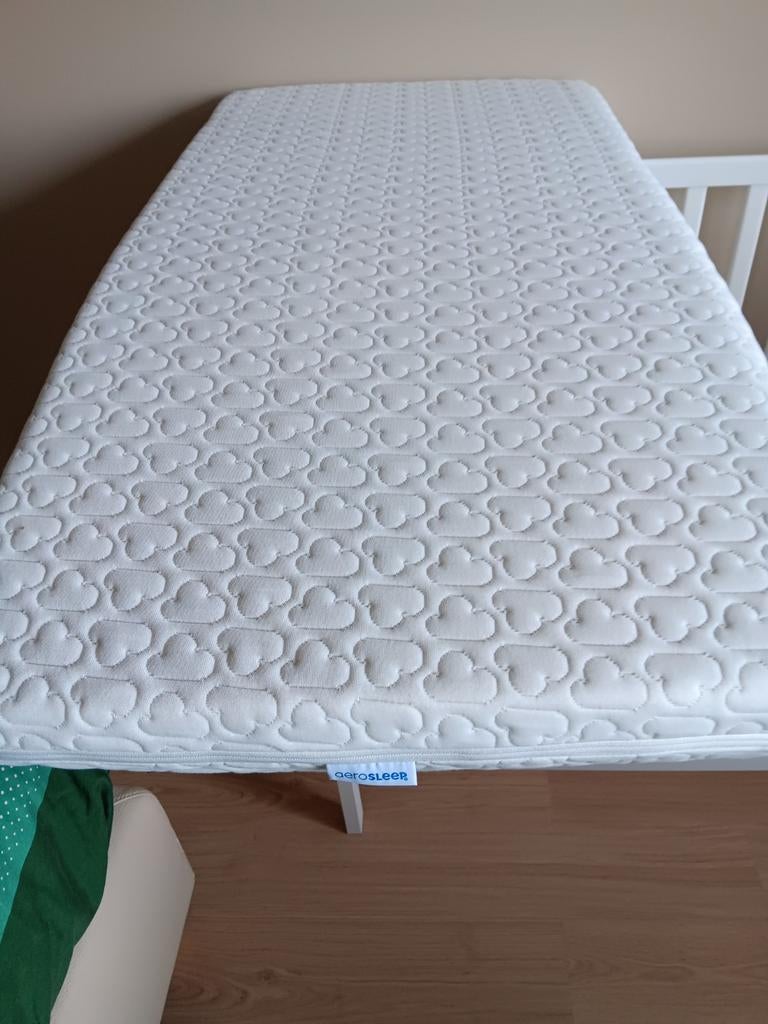 Aerosleep Essential matras. Voor bedje 60x120, Kinderen en Baby's, Kinderkamer | Beddengoed, Ophalen