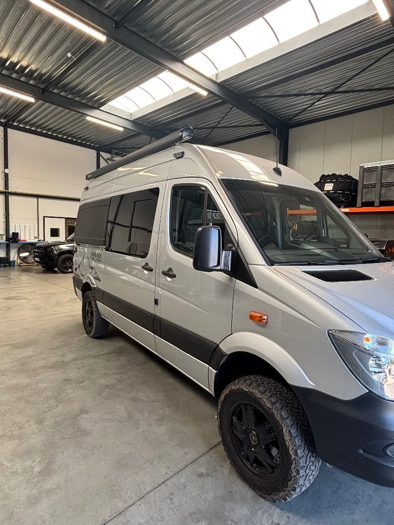 Campervan Sprinter 4x4, Caravans en Kamperen, Automaat, Vloeistofverwarming, Mercedes-Benz, Boiler