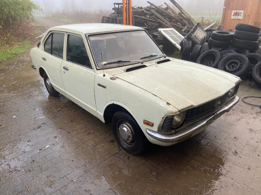 Toyota corolla ,1976 , 18dkms te koop, Achat, 4 portes, Boîte manuelle, Berline
