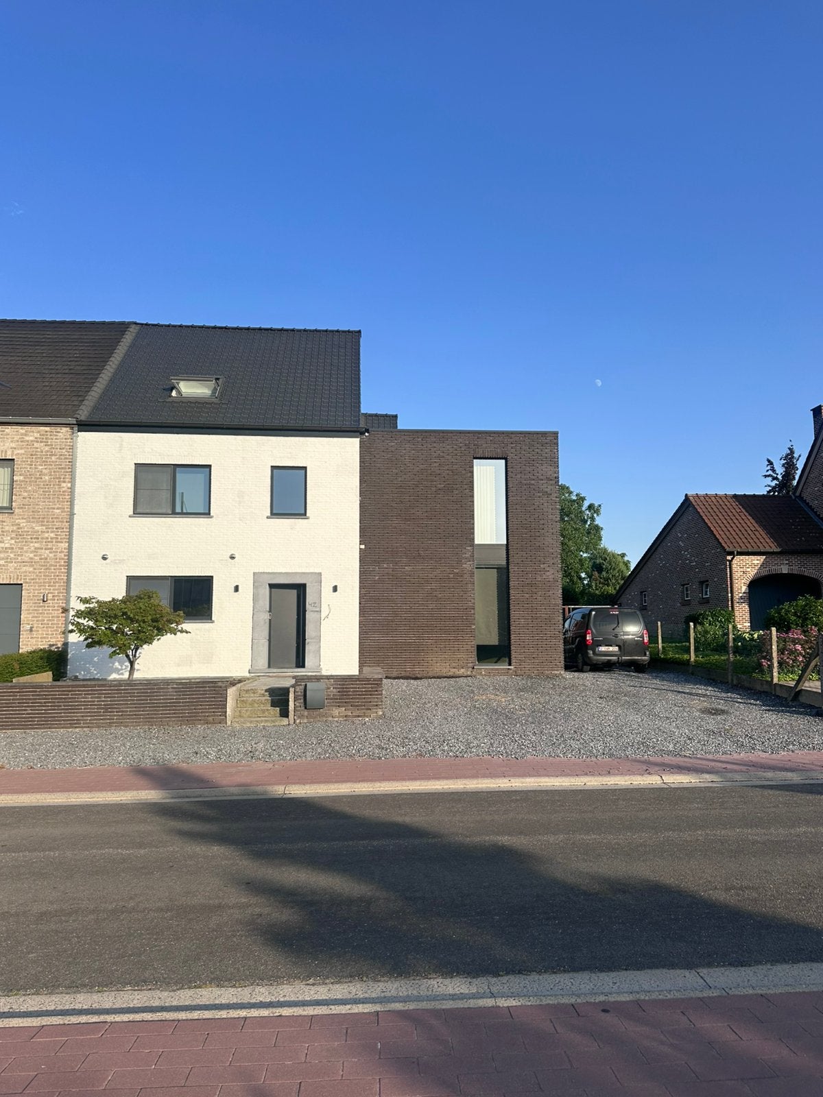 288m2 ! 4 slp ! Aparte studio ! Werkhuis drijfkracht!