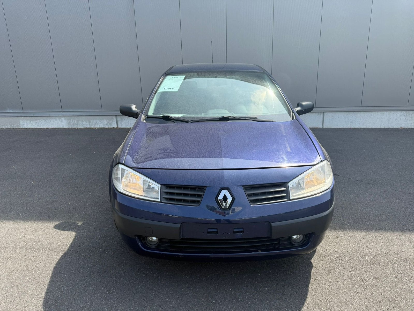 Renault | 97 000 km | Nouvelle courroie de distribution, Achat, Entreprise, Boîte manuelle, Noir