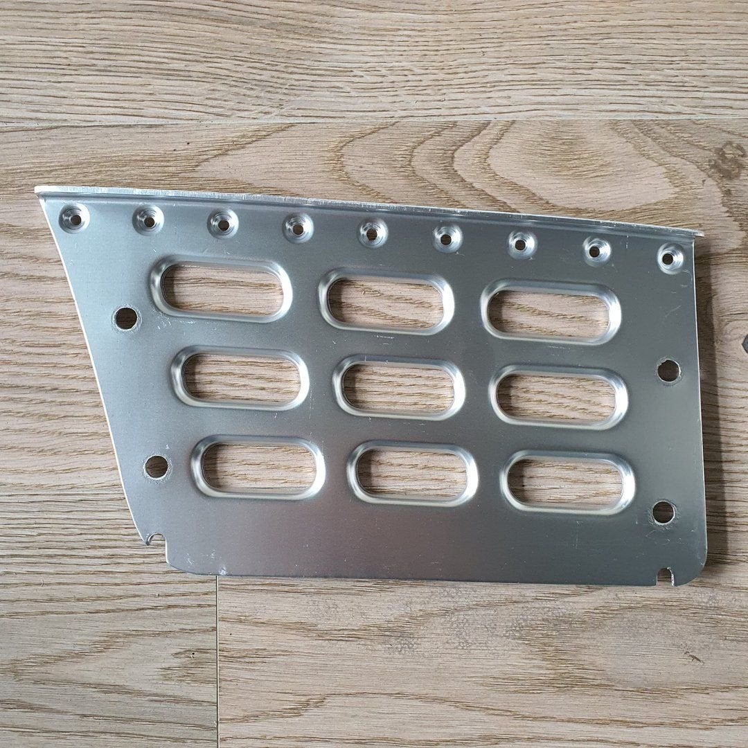 20360789 ONDERSTE / MIDDELSTE OPSTAPTREDE (ROOSTER) RECHTS V, Carrosserie en Plaatwerk, -, -, Nieuw
