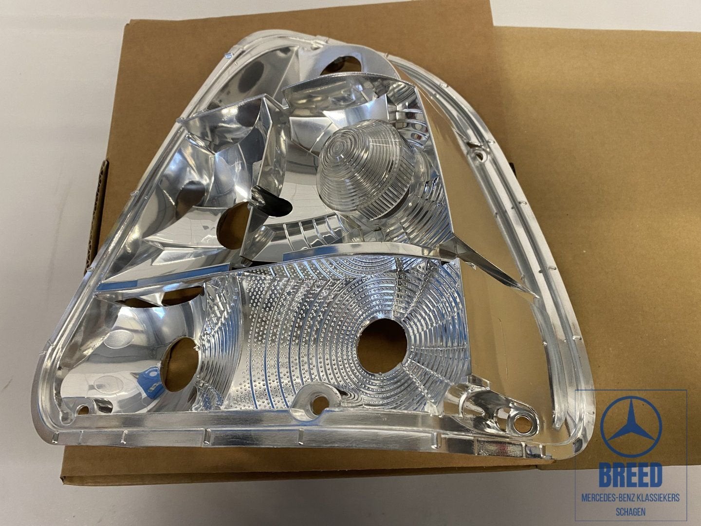 NOS reflector achterlicht rechts voor Mercedes-Benz W202 C-K, -, Nieuw, Ophalen of Verzenden, -