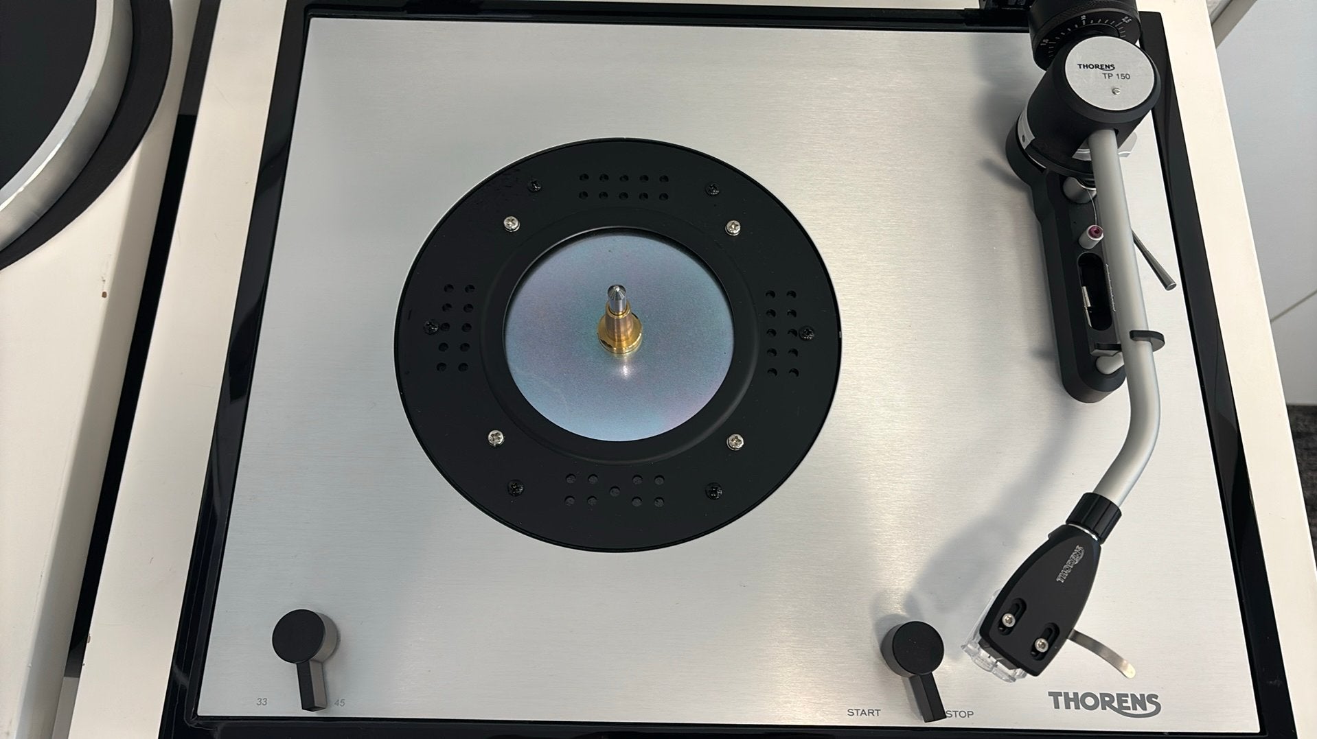 Thorens TD403, Enlèvement ou Envoi, Comme neuf, Thorens