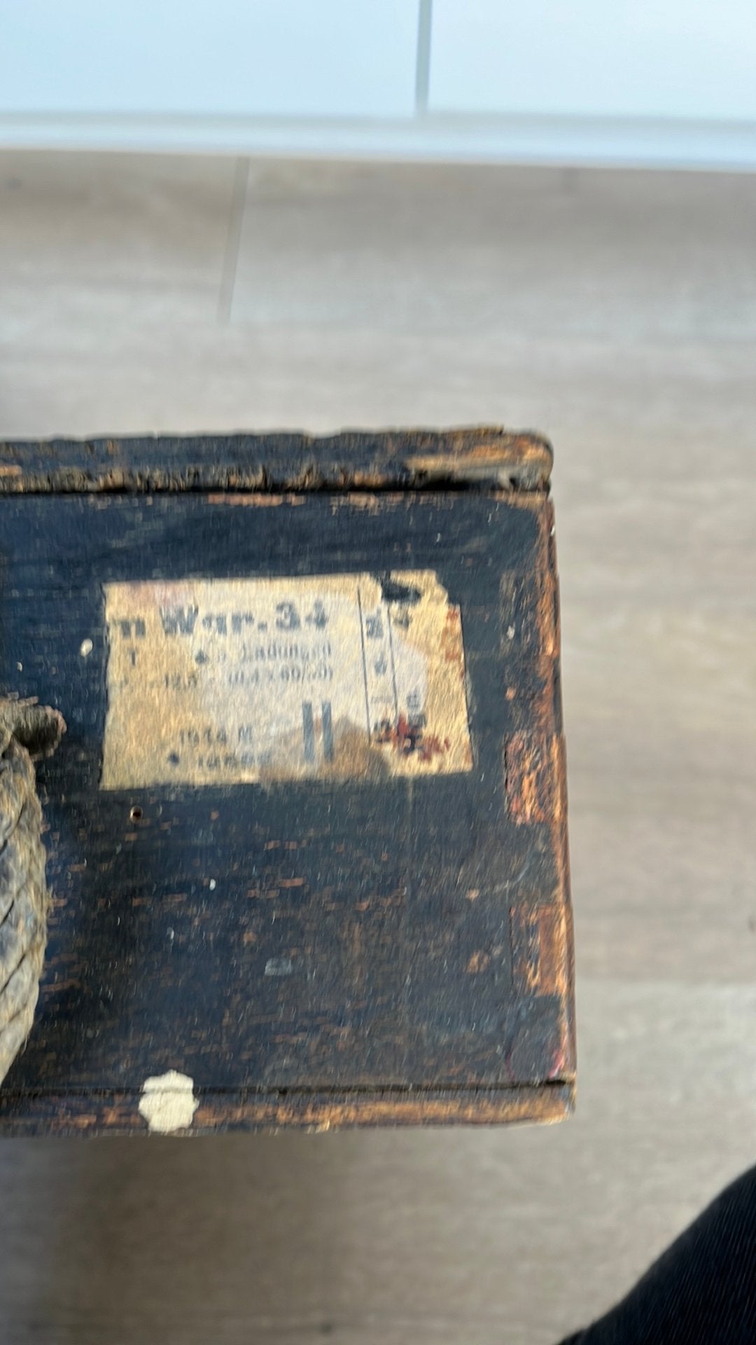 Boîte à mun vide, Enlèvement ou Envoi