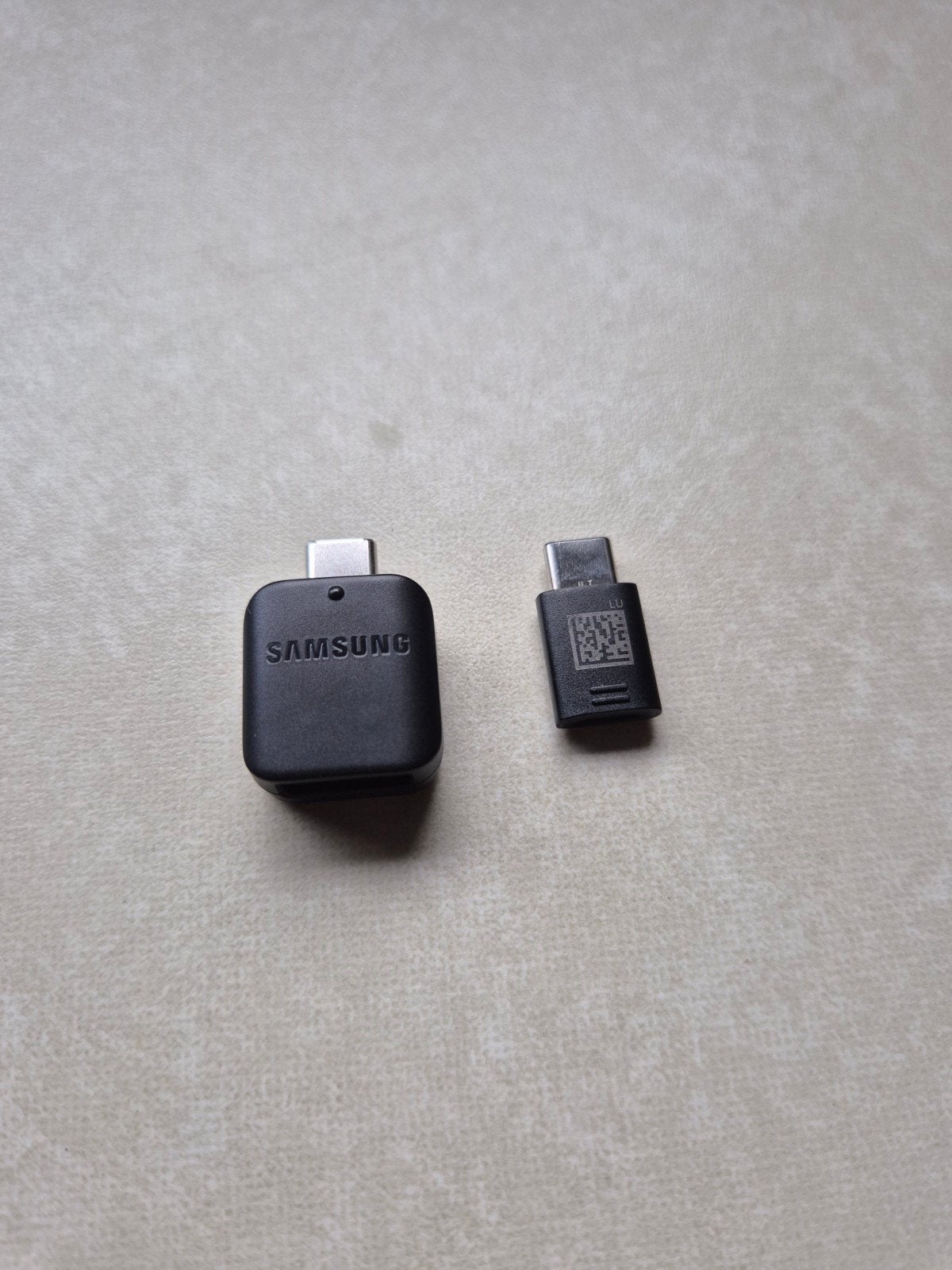 Zwarte USB-A naar USB-C en USB-C naar micro USB van Samsung, Samsung, USB-A, Adapter, Nieuw