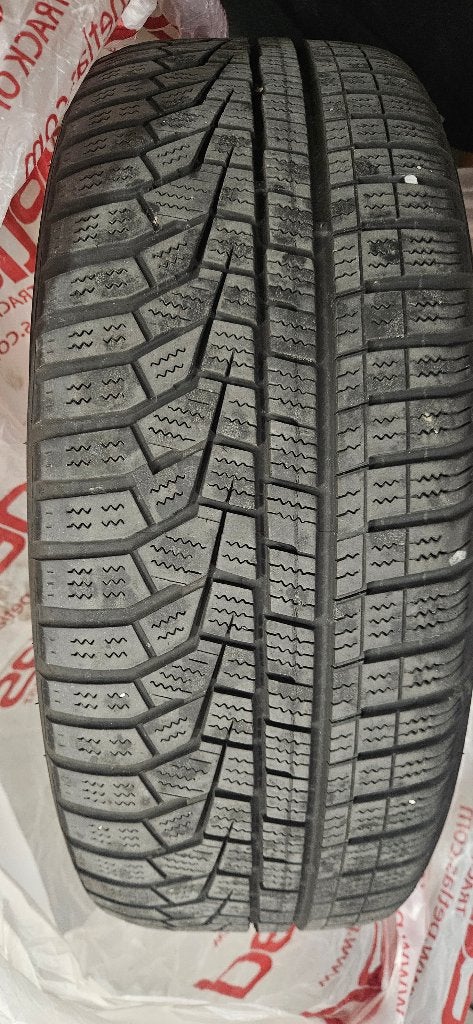 Ensemble d'hiver original Mercedes CLA (W118) de 17| Hankook, Autos : Pièces & Accessoires, Pneus & Jantes, Pneus et Jantes, Pneus hiver