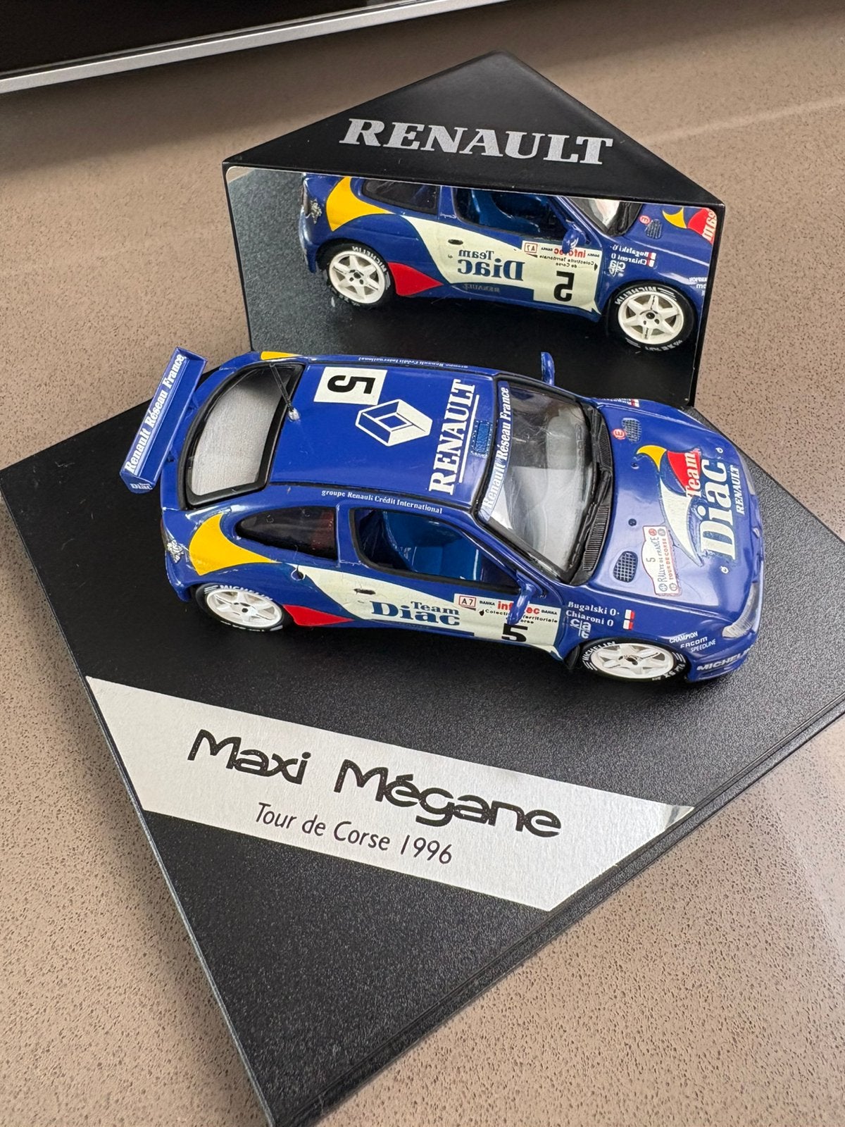 Renault Maxi Megane -tour de Corse 1996 - Vitesse- 1/43, Ophalen of Verzenden, Zo goed als nieuw