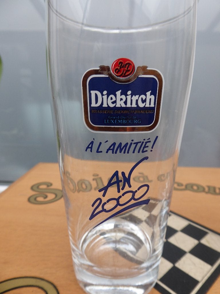 verre a biere  DIEKIRCH AN 2000, Collections, Enlèvement ou Envoi, Utilisé, Verre ou Verres