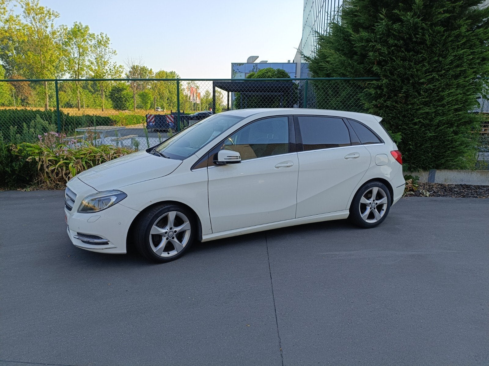 Mercedes B180 CDI, Auto's, Mercedes-Benz, Euro 5, Wit, 5 deurs, Te koop