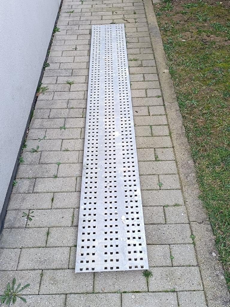 Rampe de chargement., Enlèvement