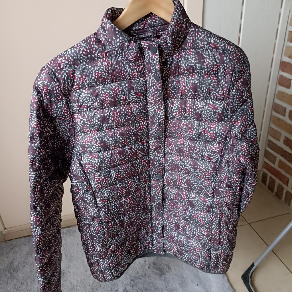 Damesjas Damart , maat small 38/40 , heel goede staat, Kleding | Dames, Jassen | Winter, Ophalen of Verzenden