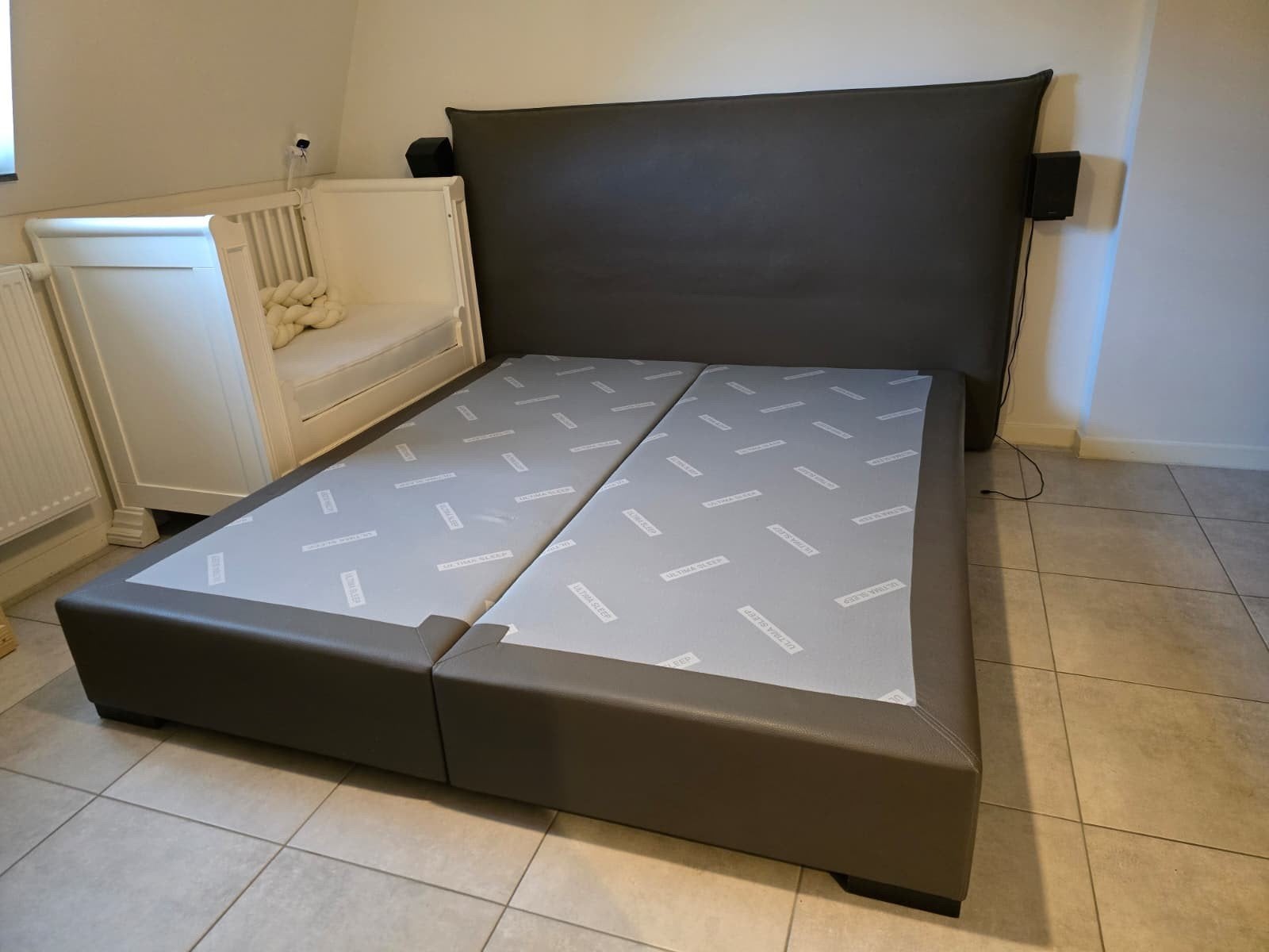 Bed 180x200, Huis en Inrichting, Ophalen
