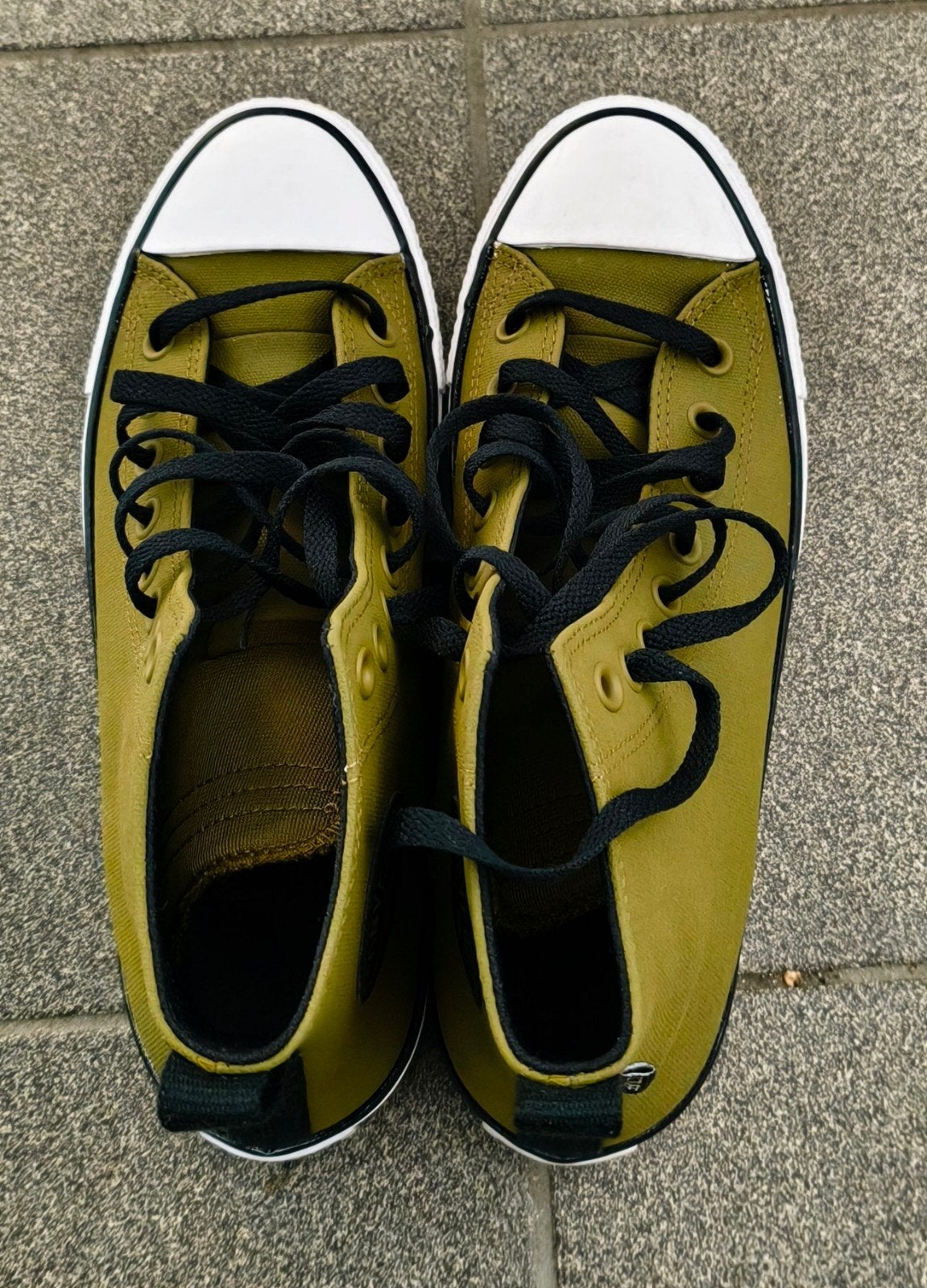 Sneakers, Ophalen, Sneakers