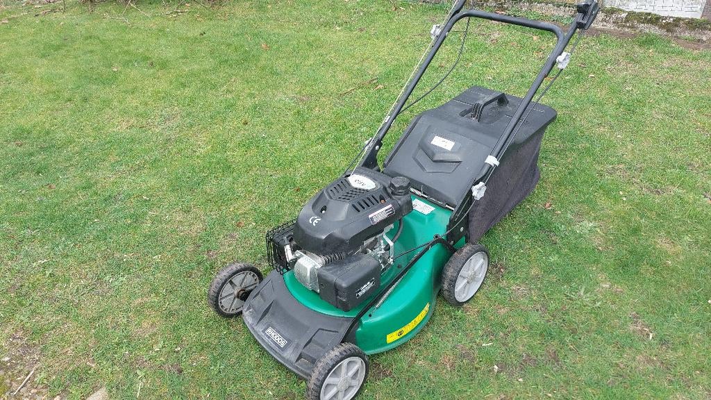 Grasmaaier in goede staat start vlot, Tuin en Terras, Grasmaaiers, Ophalen, Cirkelmaaier, Zo goed als nieuw, 40 t/m 49 cm