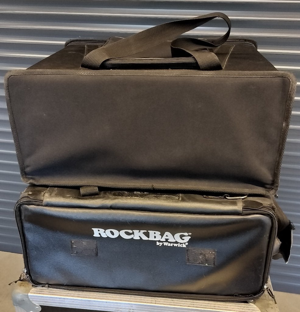 2x 19 inch 4units rack tassen (prijs voor de 2 samen), Ophalen, Gebruikt