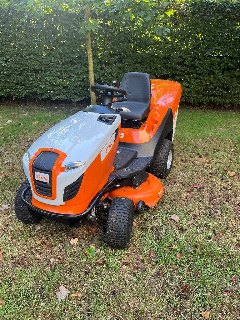 stihl zitmaaier, Tuin en Terras, Stihl, Opvangbak, Ophalen of Verzenden, Zo goed als nieuw