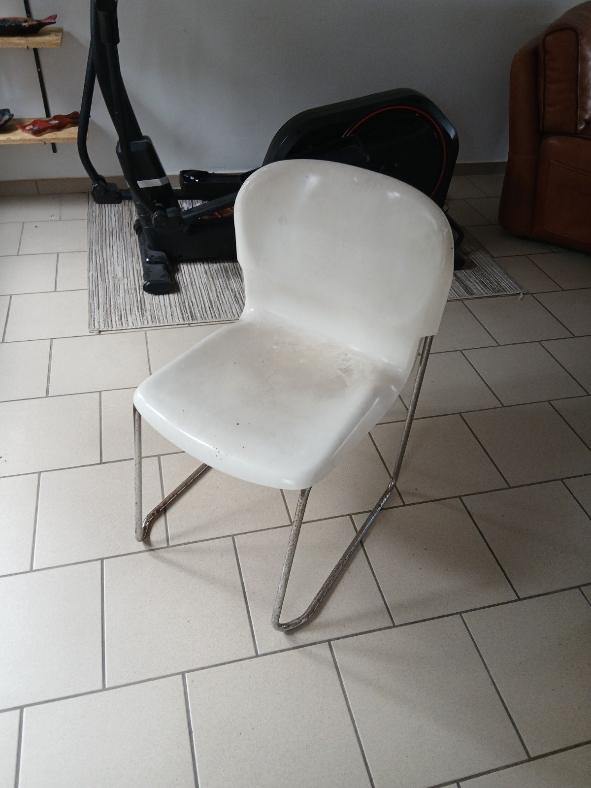 chaise drabert, Enlèvement