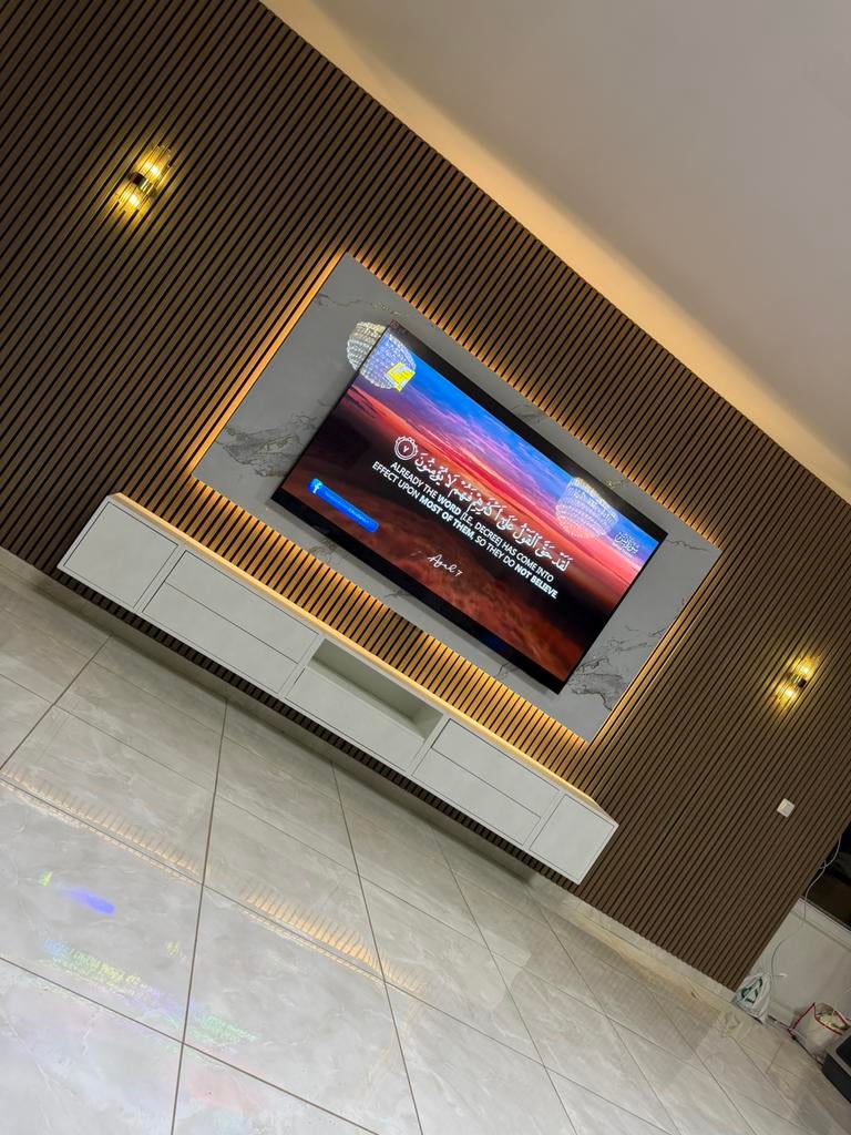Mur Tv Bruxelles, Enlèvement