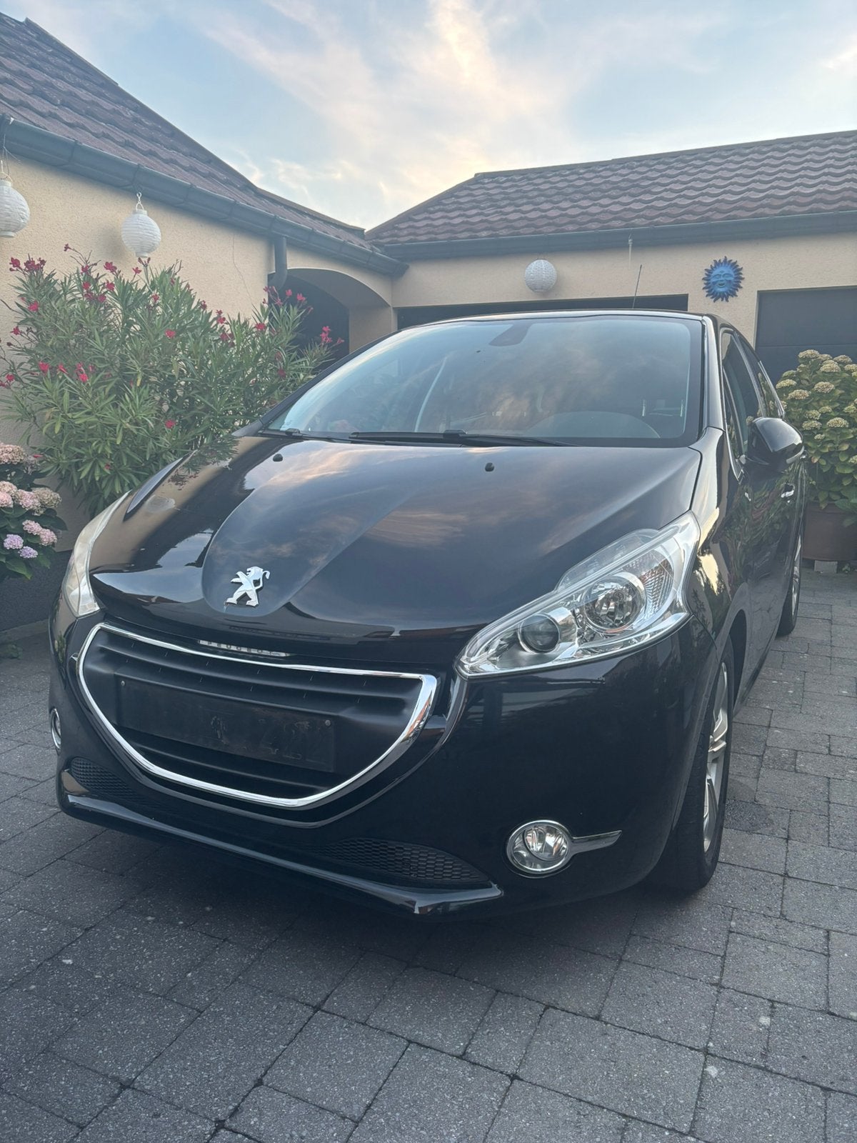 Peugeot 208, Autos, Peugeot, Euro 5, Achat, 580 kg, Noir
