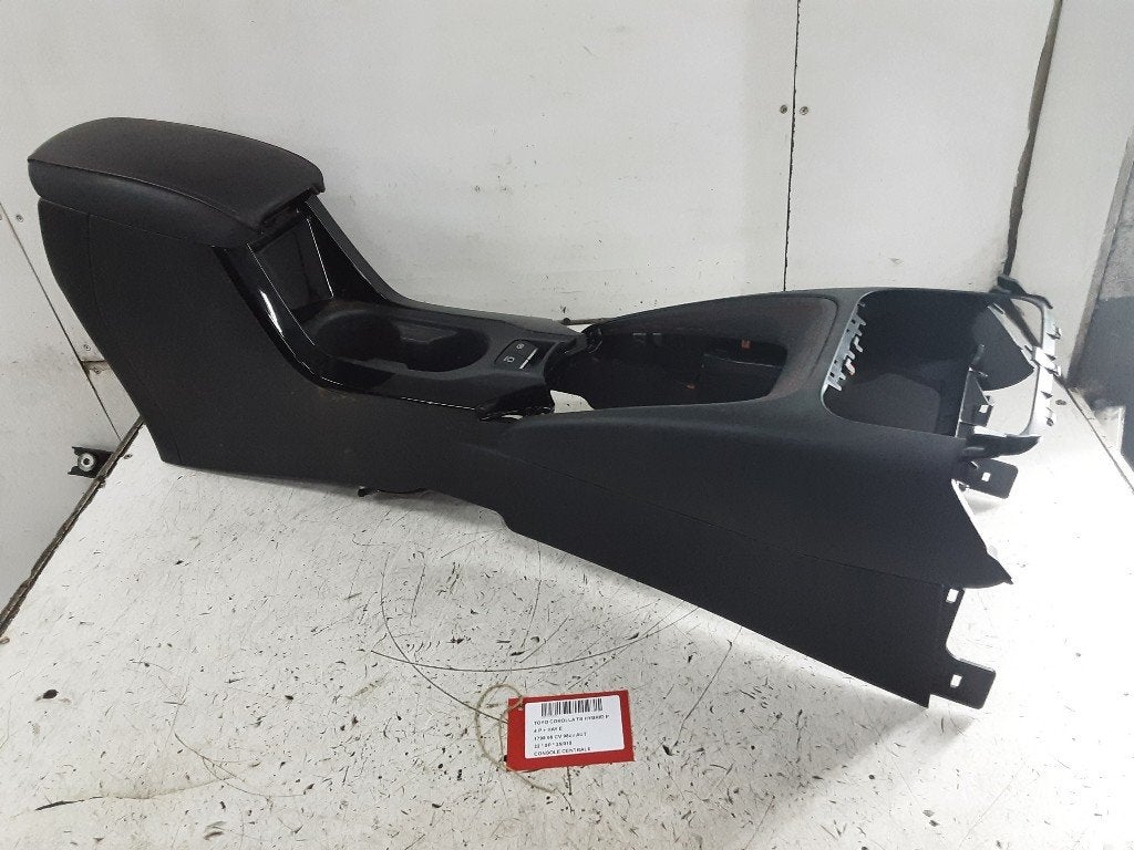 MIDDENCONSOLE Toyota Corolla (E21) (01-2019/-), Auto-onderdelen, Interieur en Bekleding, Toyota, Gebruikt