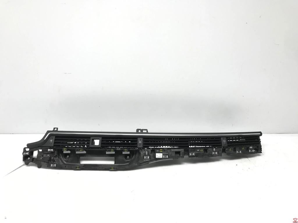 Audi A4 8W A5 F5 Luchtrooster Midden Dashboard 8W1820902C, Auto-onderdelen, Gebruikt, AUDI AG, Auto-Union-Strasse 1
85045  Ingolstadt, DE