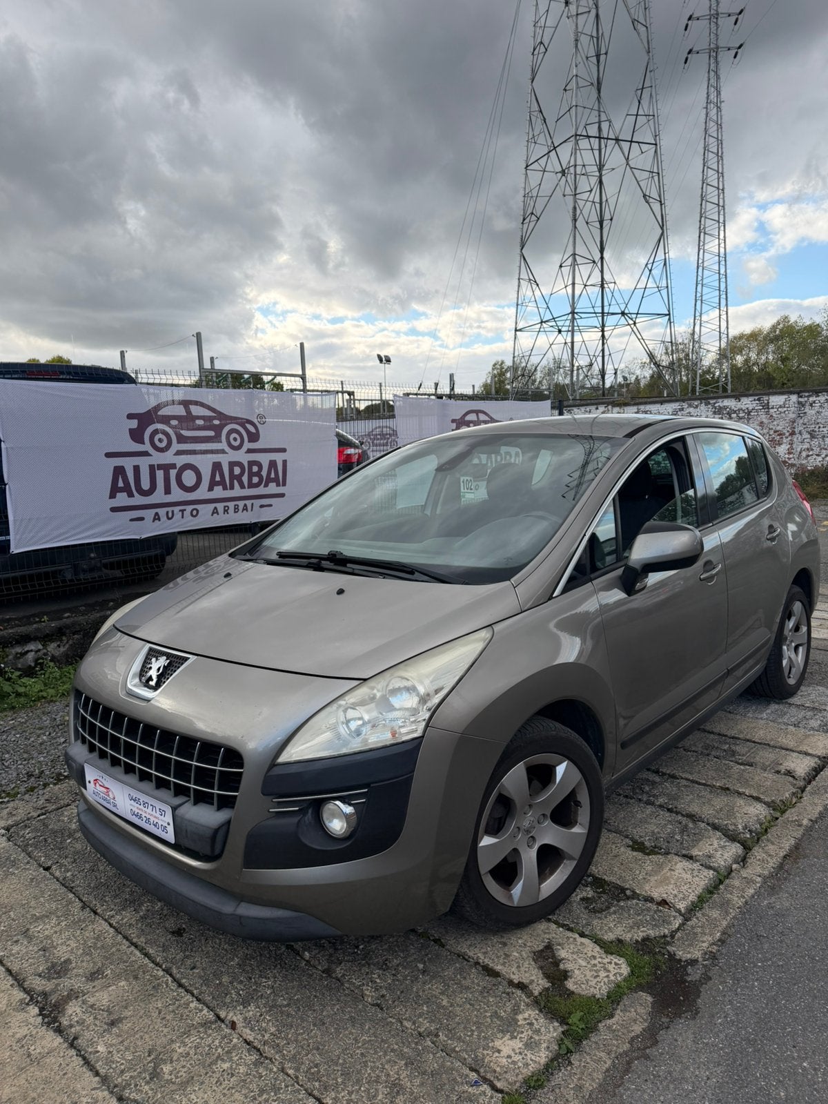 PEUGEOT 3008 1.6HDI 04/20011 390.000km Etat Neuf, Auto's, Voorwielaandrijving, 4 cilinders, Bedrijf, 5 deurs