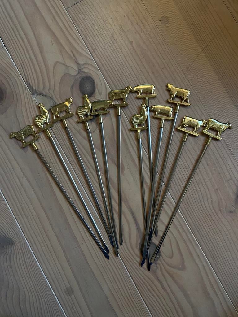 Brochettes de viande anciennes, Enlèvement