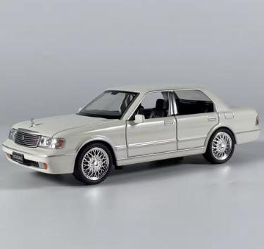 DieCast model van metaal Toyota Crown Royal (1:32), Hobby en Vrije tijd, Ophalen of Verzenden, Nieuw