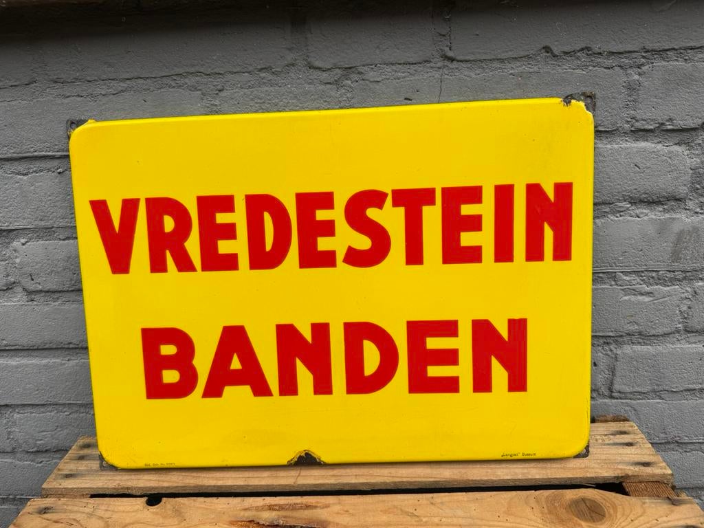 Vredestein banden emaille reclamebord, Ophalen of Verzenden, Gebruikt, Reclamebord