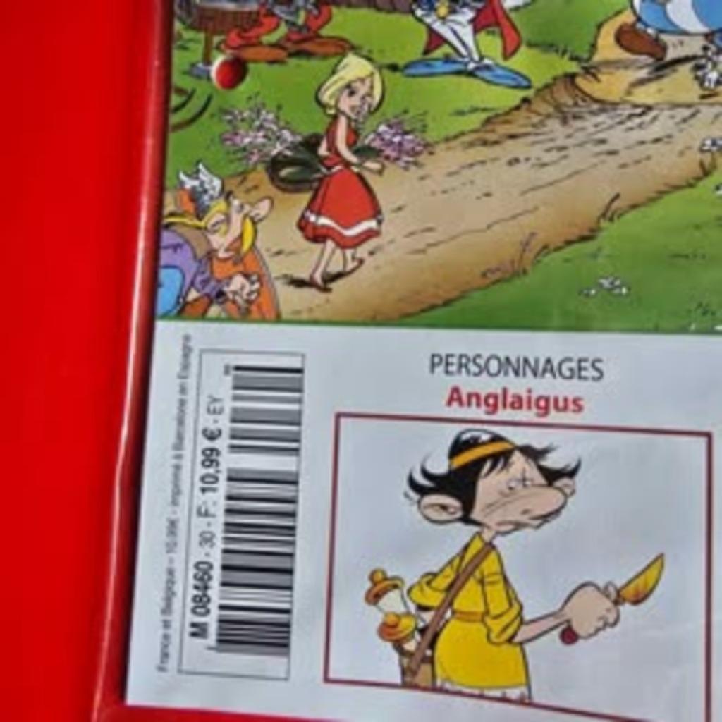 Plateau en carton village Asterix et camp Romain + livre n3, Collections, Enlèvement, Neuf